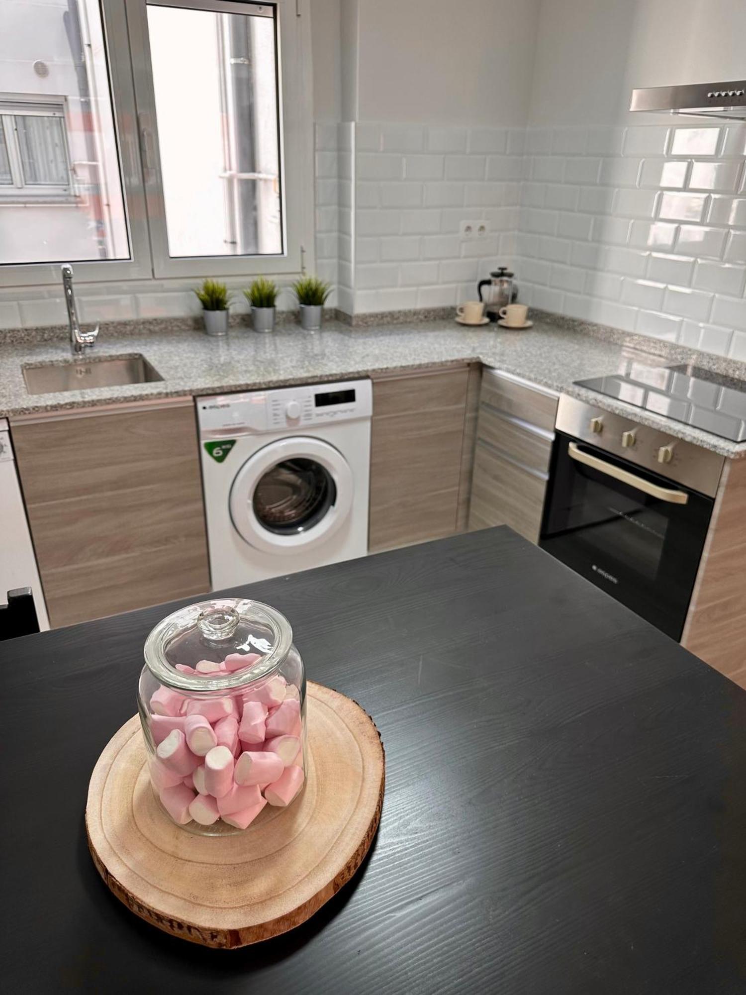 Cozy Flat 5 Mins From The Beach Gijón Exteriér fotografie