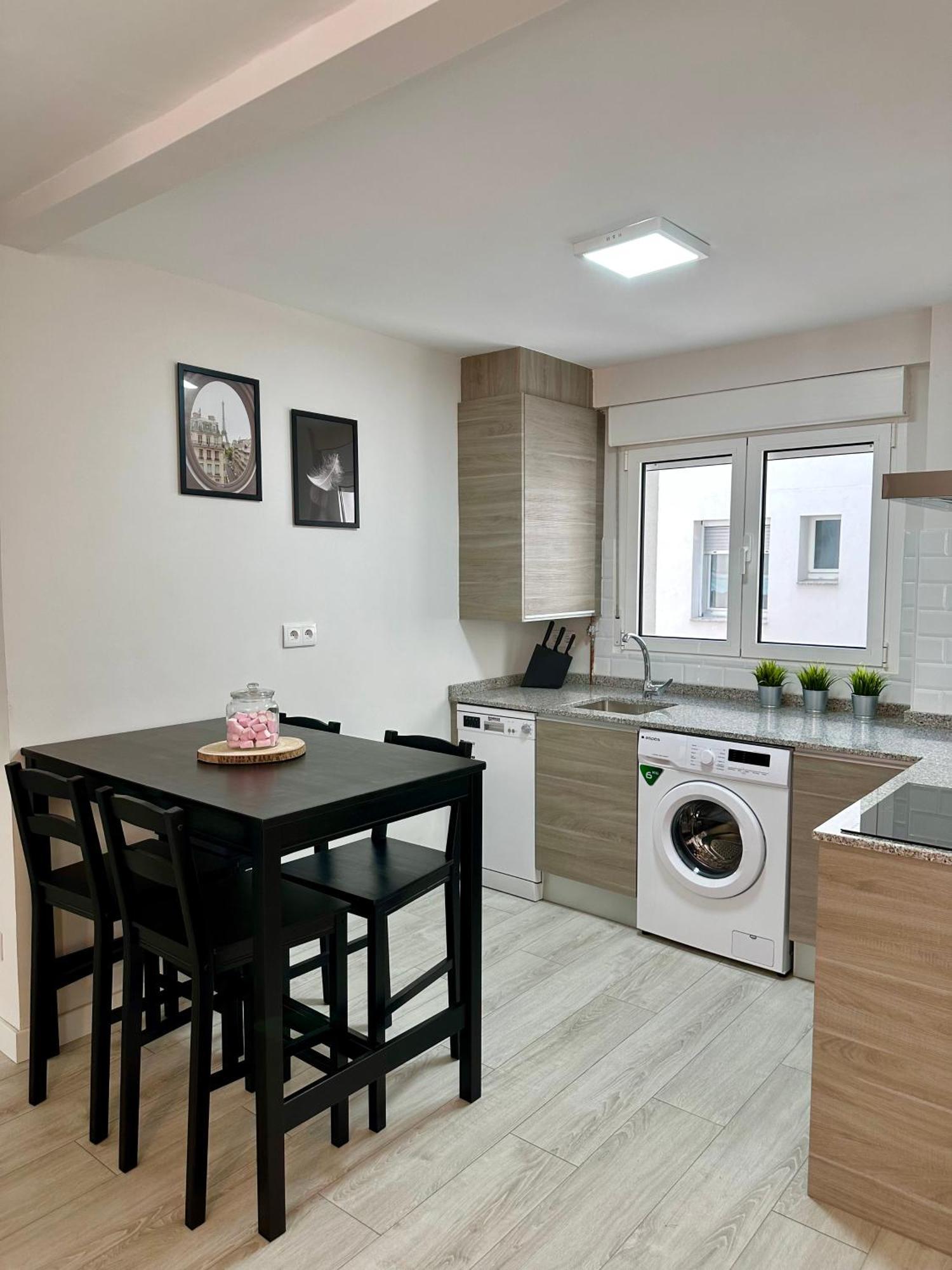 Cozy Flat 5 Mins From The Beach Gijón Exteriér fotografie
